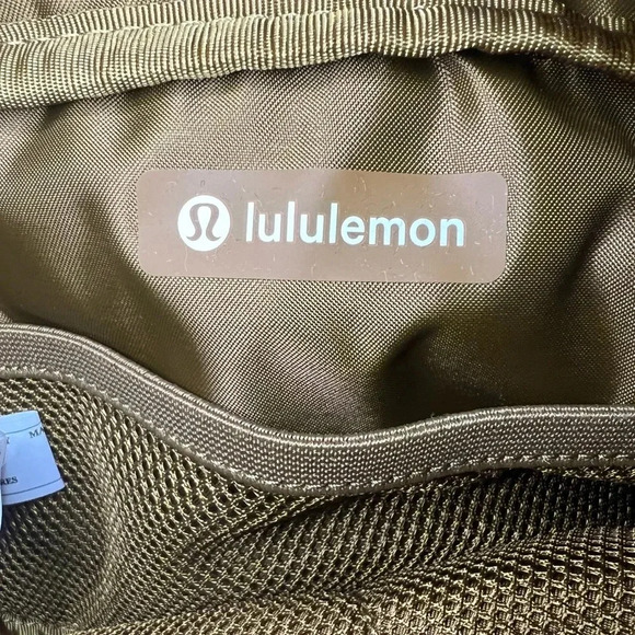 NWT! Lululemon Everywhere Fleece Belt Bag Burnt Caramel - Picture 14 of 14